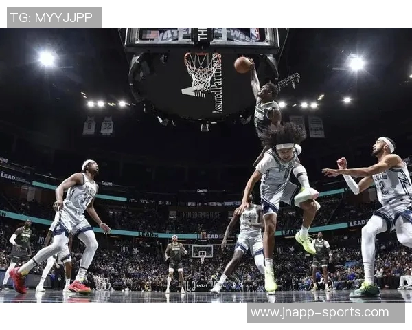 爱德华兹前四节表现低迷加时发力独得5分全场贡献7分4板3助 爱德华兹前四节表现低迷加时发力独得5分全场贡献7分4板3助