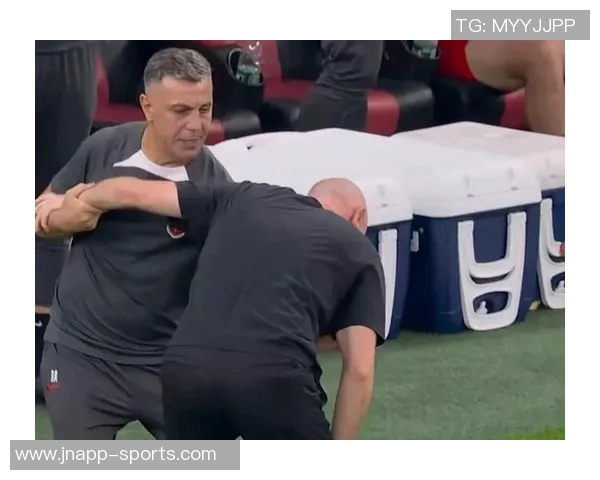 穆斯卡特表达对球队的骄傲与对家庭的温暖期待 穆斯卡特表达对球队的骄傲与对家庭的温暖期待