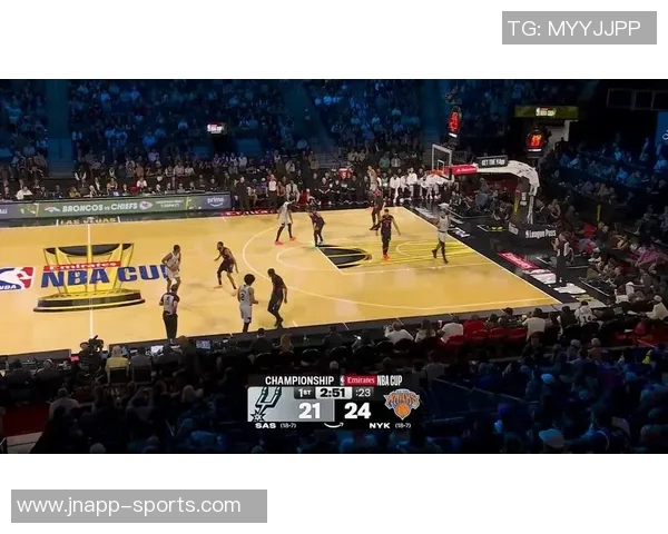 文班与教练组共同商议是否先发NBA决赛对阵尼克斯引发关注