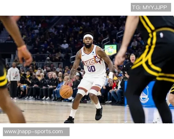 马威与老六激烈对决罗伊斯奥尼尔称那回合极大提升了球队士气