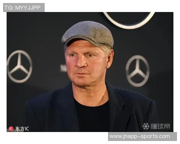 埃芬博格期待诺伊尔与拜仁续约一年并不看好重返德国队